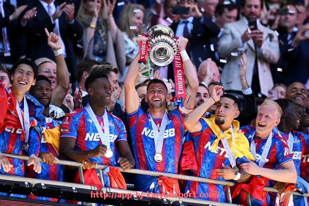 开云体育官网app下载-法甲球员进攻数据对比:各球员的进攻表现分析